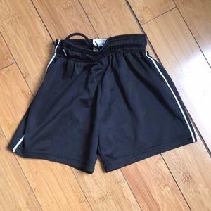 ❤️‍🔥 $5 ❤️‍🔥 or 3 /$12 ❤️‍🔥 Black Gym Shorts - Boys XXS (4/5)